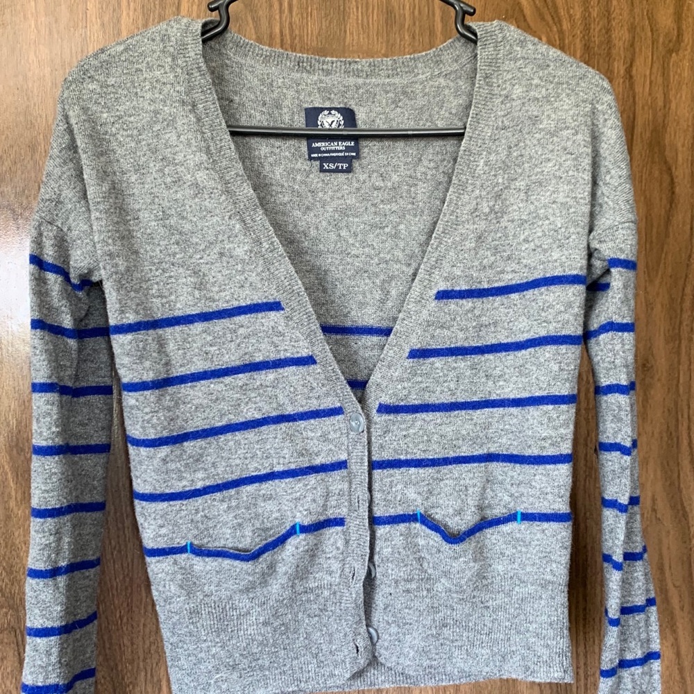 American Eagle Cardigan
